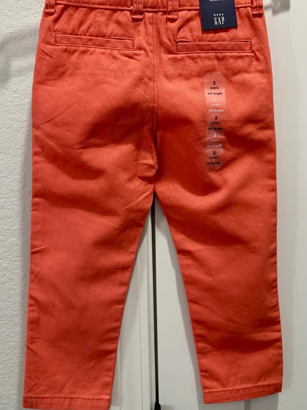 GAP bright coral